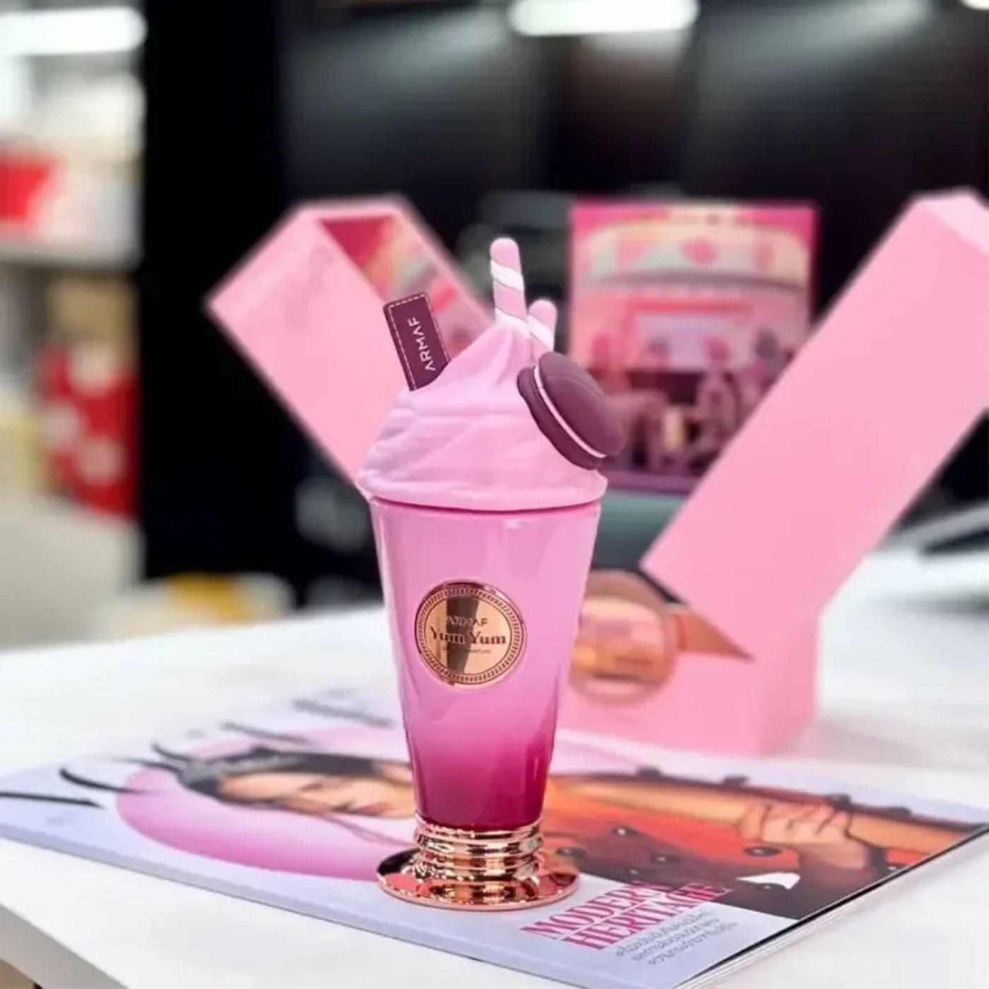 YUM YUM ARMAF EN ESTUCHE DE LUJO + 2 REGALOS DE INFARTO